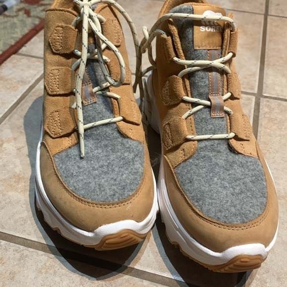 Sorel Kinetic - Picture 2 of 4